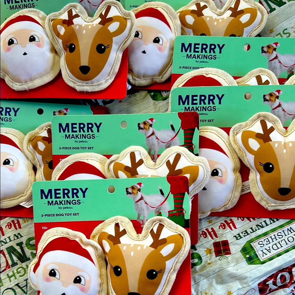 Merry makings holiday dog toy sets. 7 sets total. Nwts.